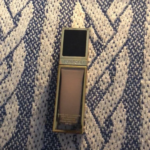Tom Ford Soft Radiance Foundation